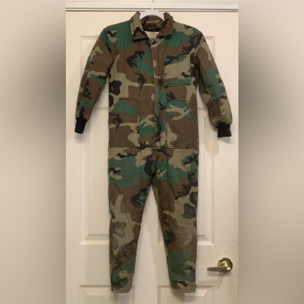 Vintage Rothco Youth Camouflage Insulated Small Coveralls. 2893